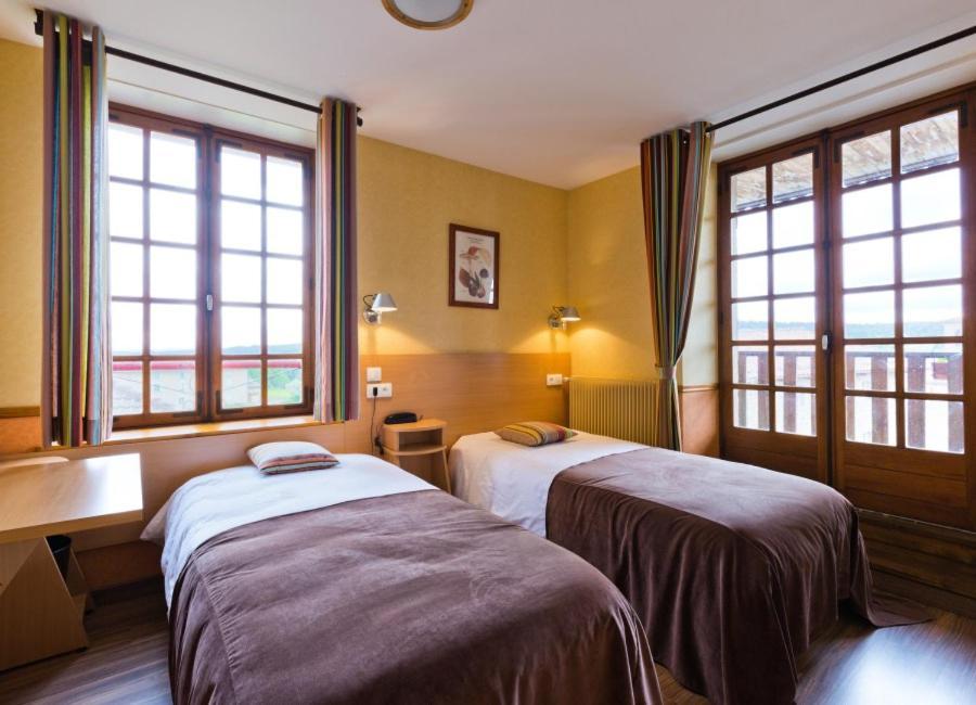 Hotel La Clairiere Chambon-sur-Dolore Exterior foto